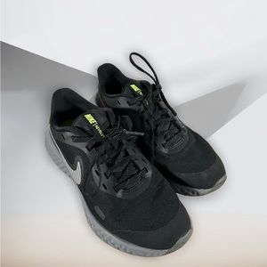 Nike Revolution youth running shoe. Size 4.5Y